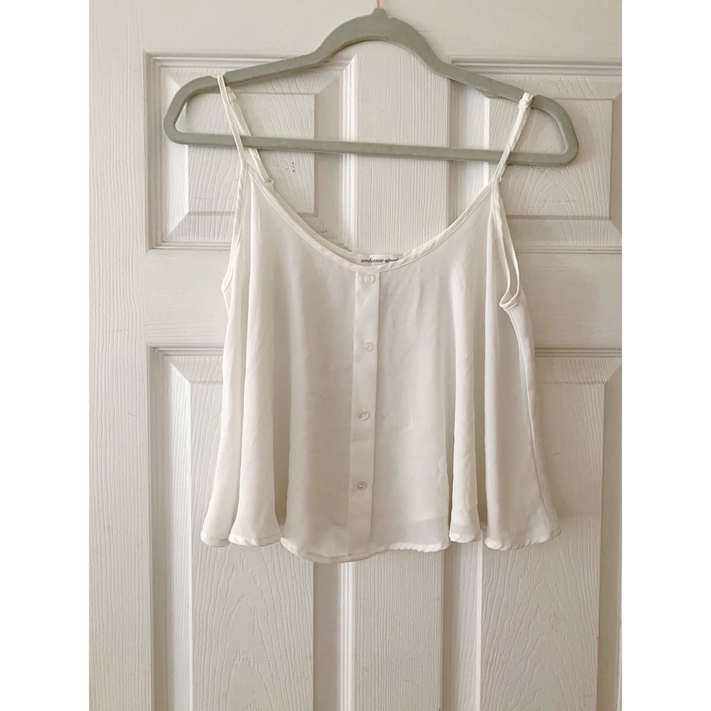 Flowy cropped tank blouse.